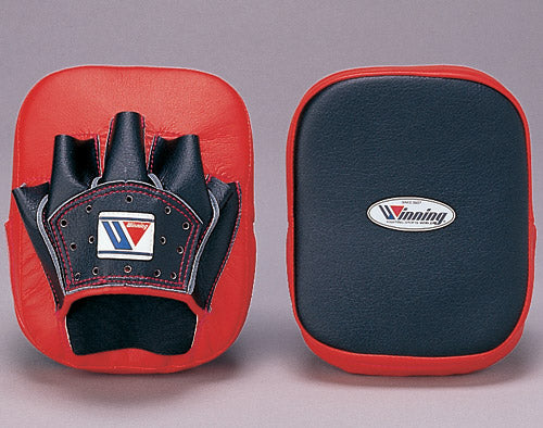 Winning/ウイニング　小型パンチングミット　湾曲型